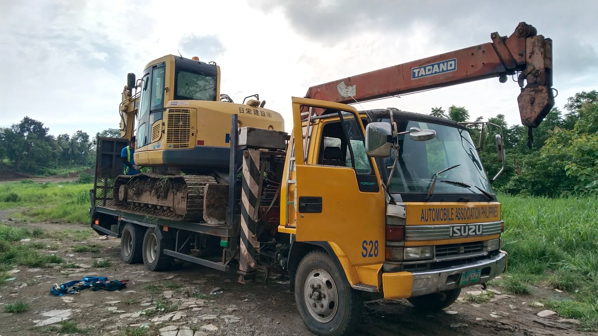 GAC Atatrak vehicle working on a regional hauling route